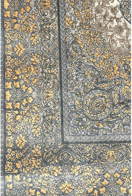 Traditional Gold/Greey Silky Rug