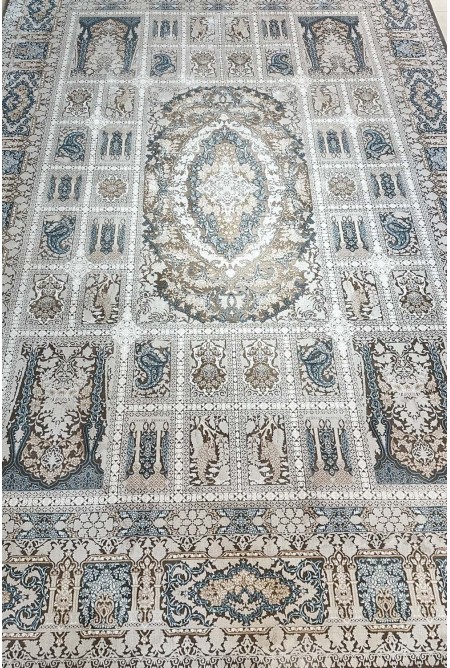 Traditional Beige/White