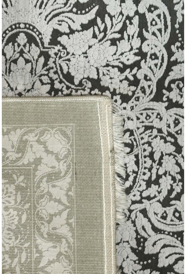 Modern Grey/Silver Rug