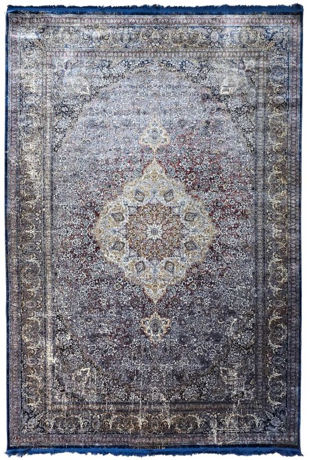 Traditional Blue/Red Silky Rug