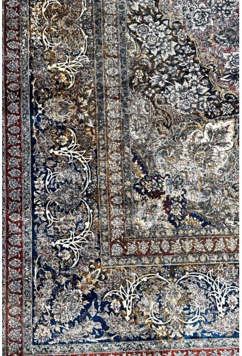 Traditional Blue/Red Silky Rug 2