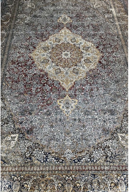 Traditional Blue/Red Silky Rug